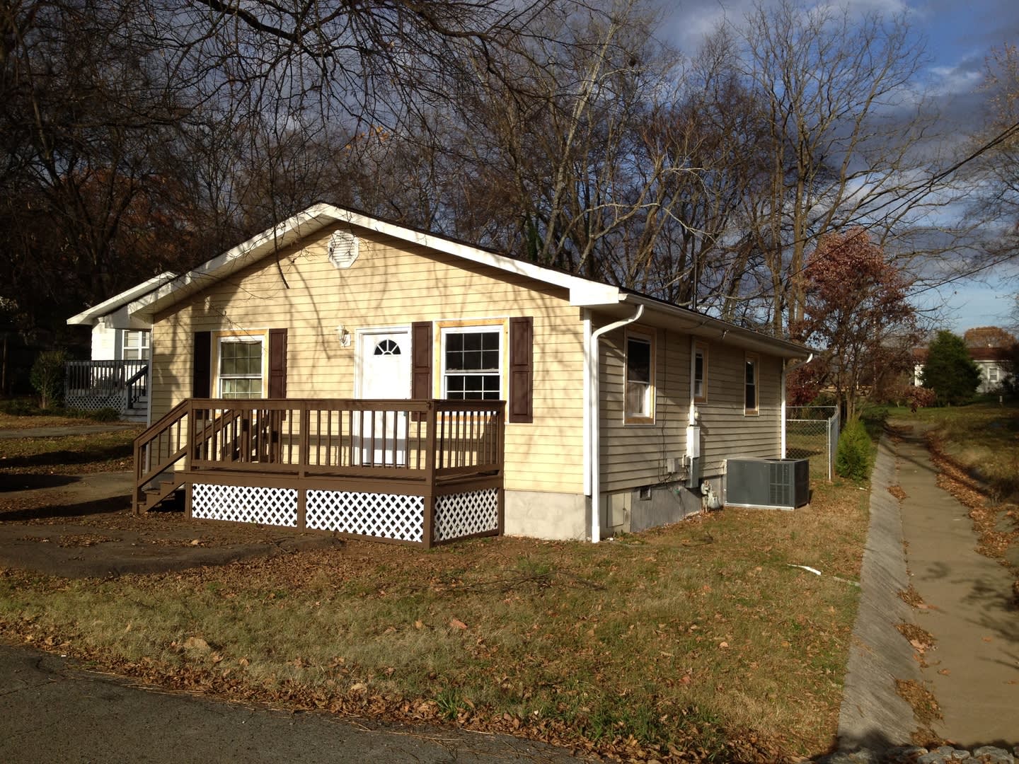 Charming 2-Bedroom Home in Maryville City – photo 2