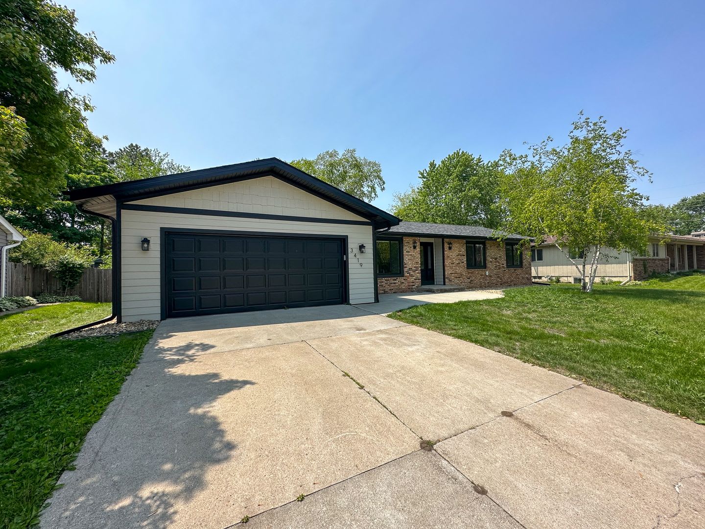 3419 Taft Ave- 4 Bed, 2.5 Bath House – photo 3