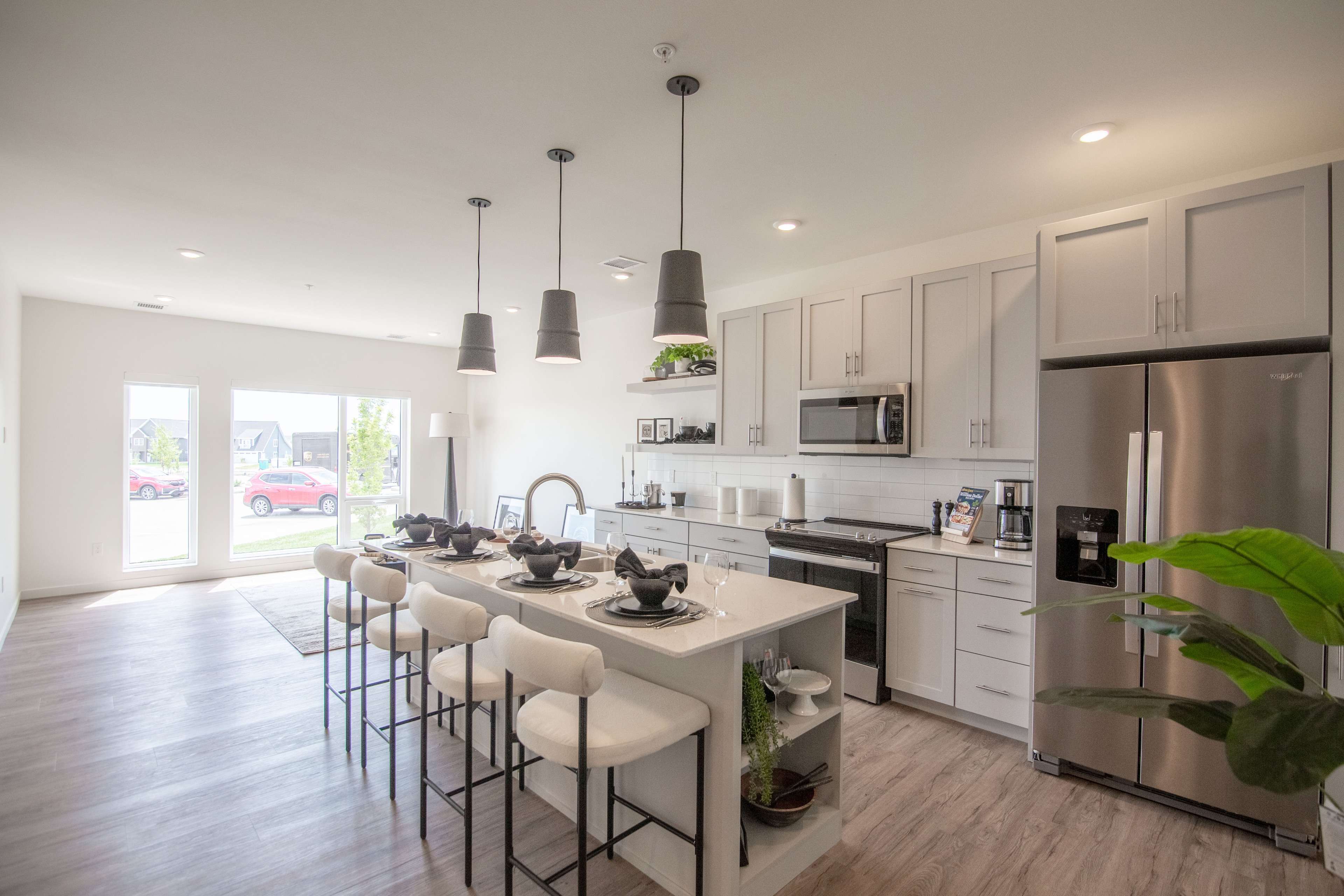 The Earl Apartments and Twin Homes – photo 2