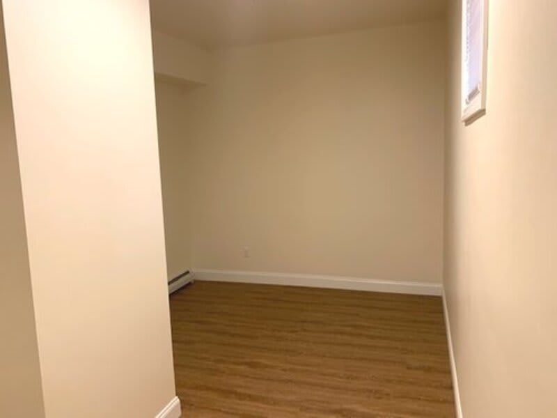 11 Hungerford Terrace, Unit 1 – photo 5
