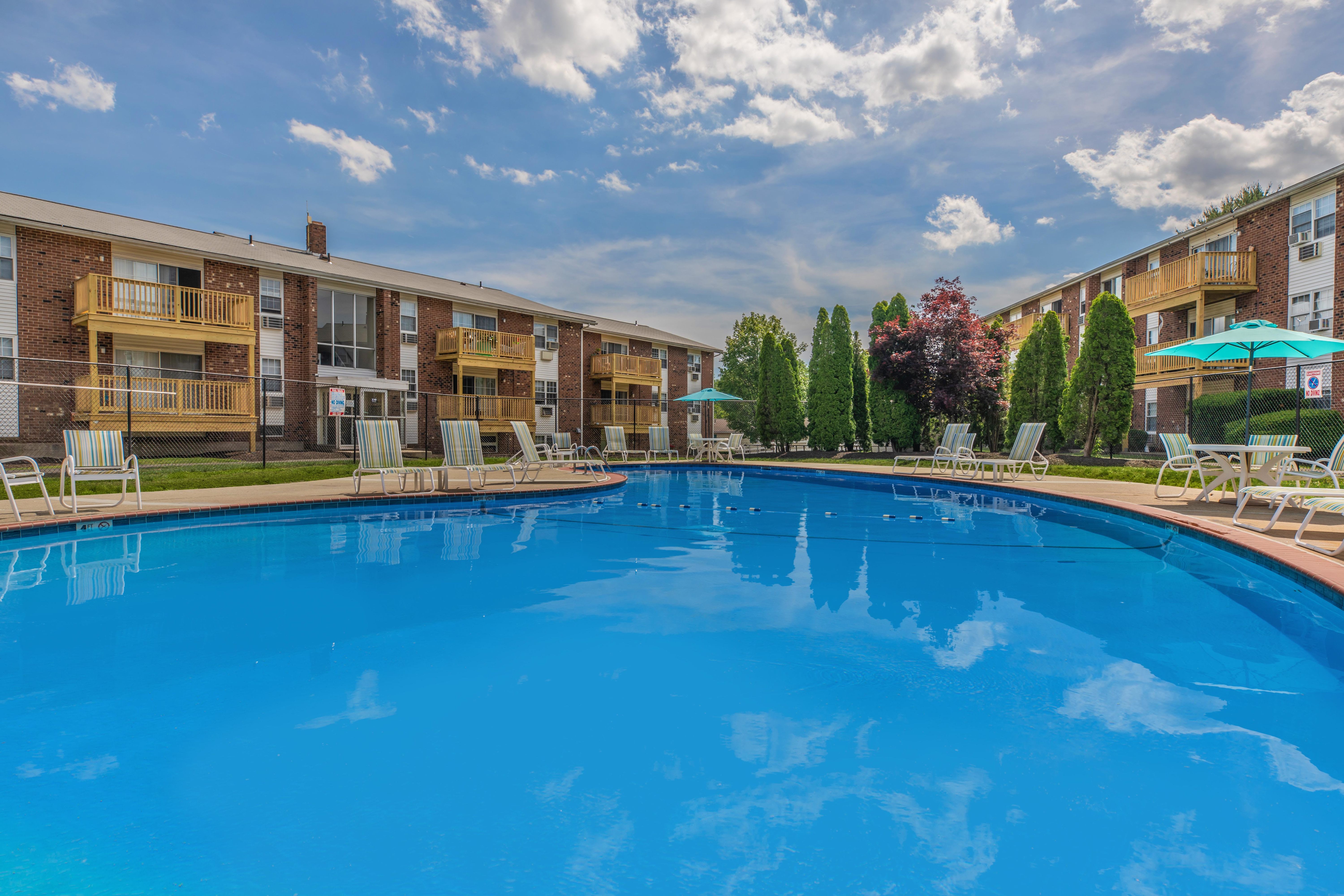 Parkview Apartments – photo 1
