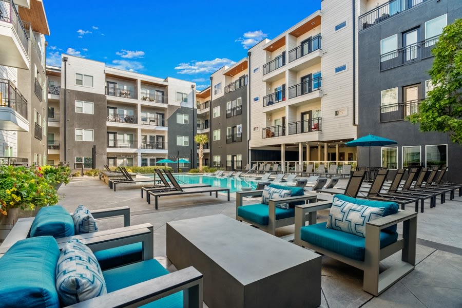Larq Henderson Apartments Dallas – photo 3