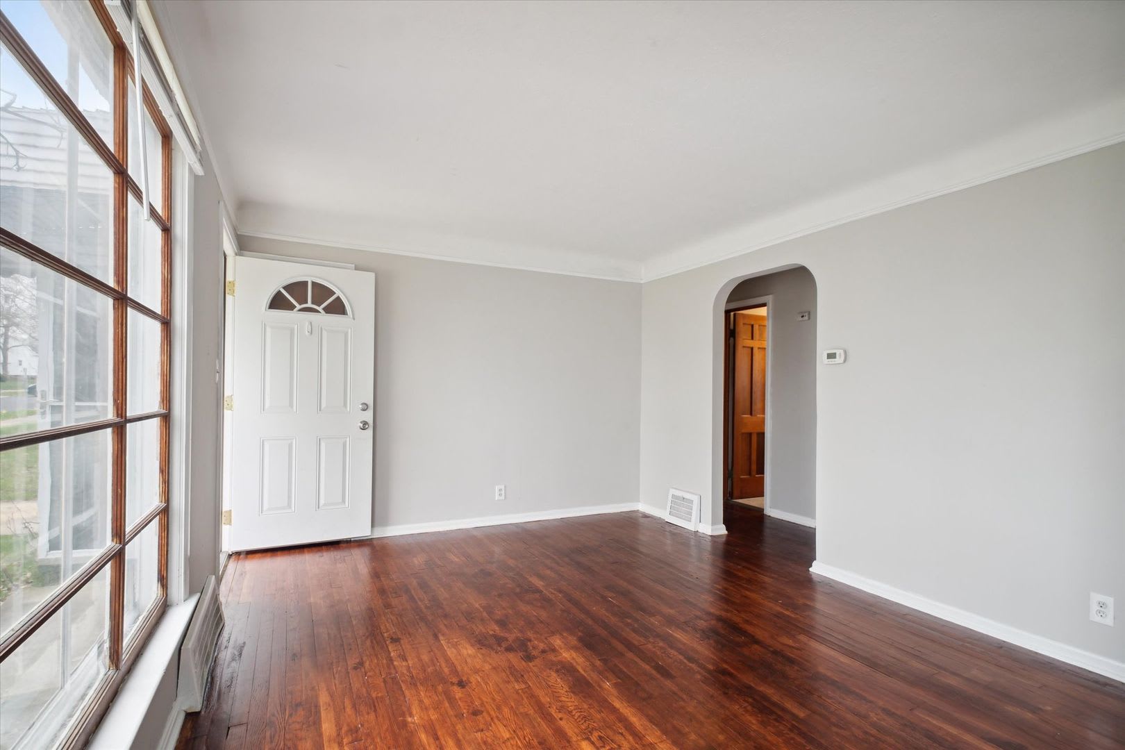 14416 Krems Ave – photo 2