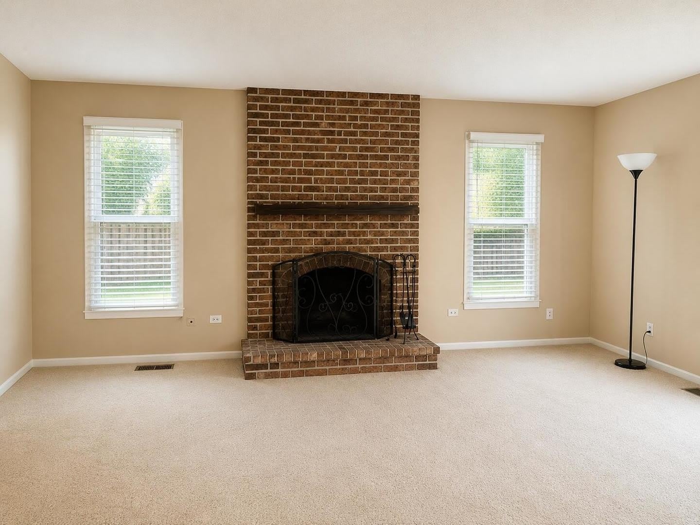 1550 Jasper Drive – photo 4