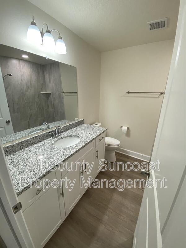 768 16th St – photo 5