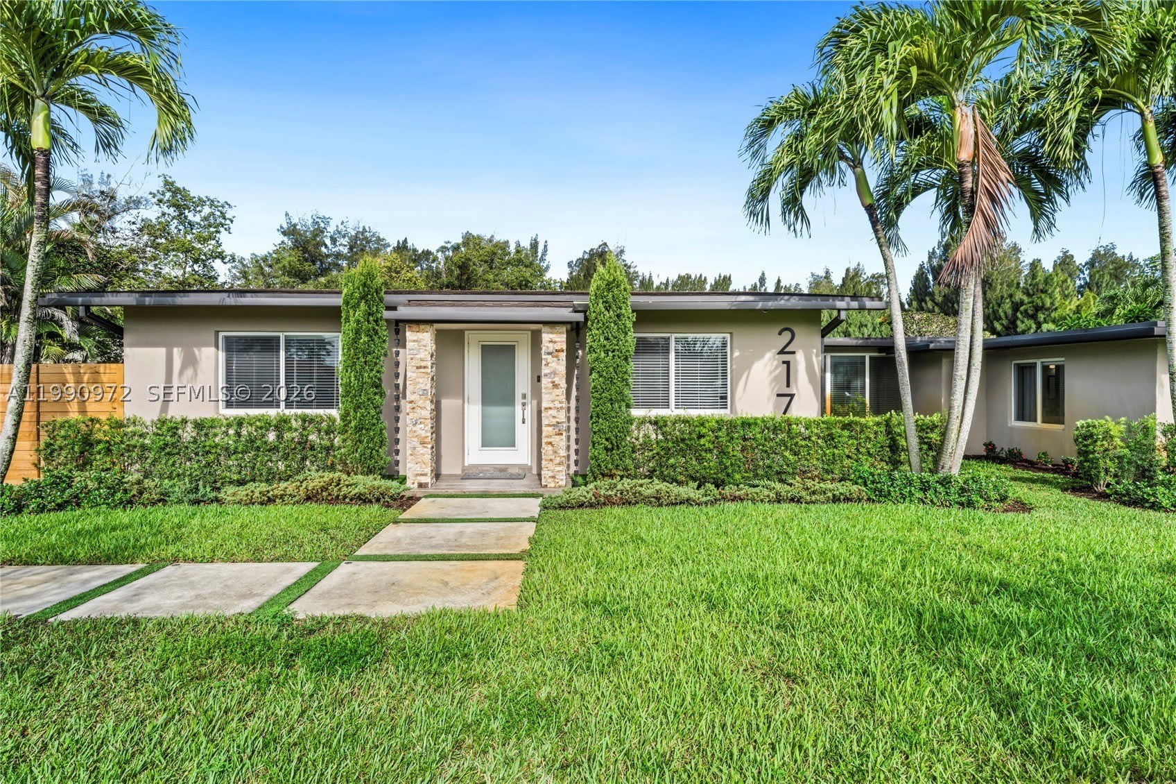 217 E Acre Dr – photo 1