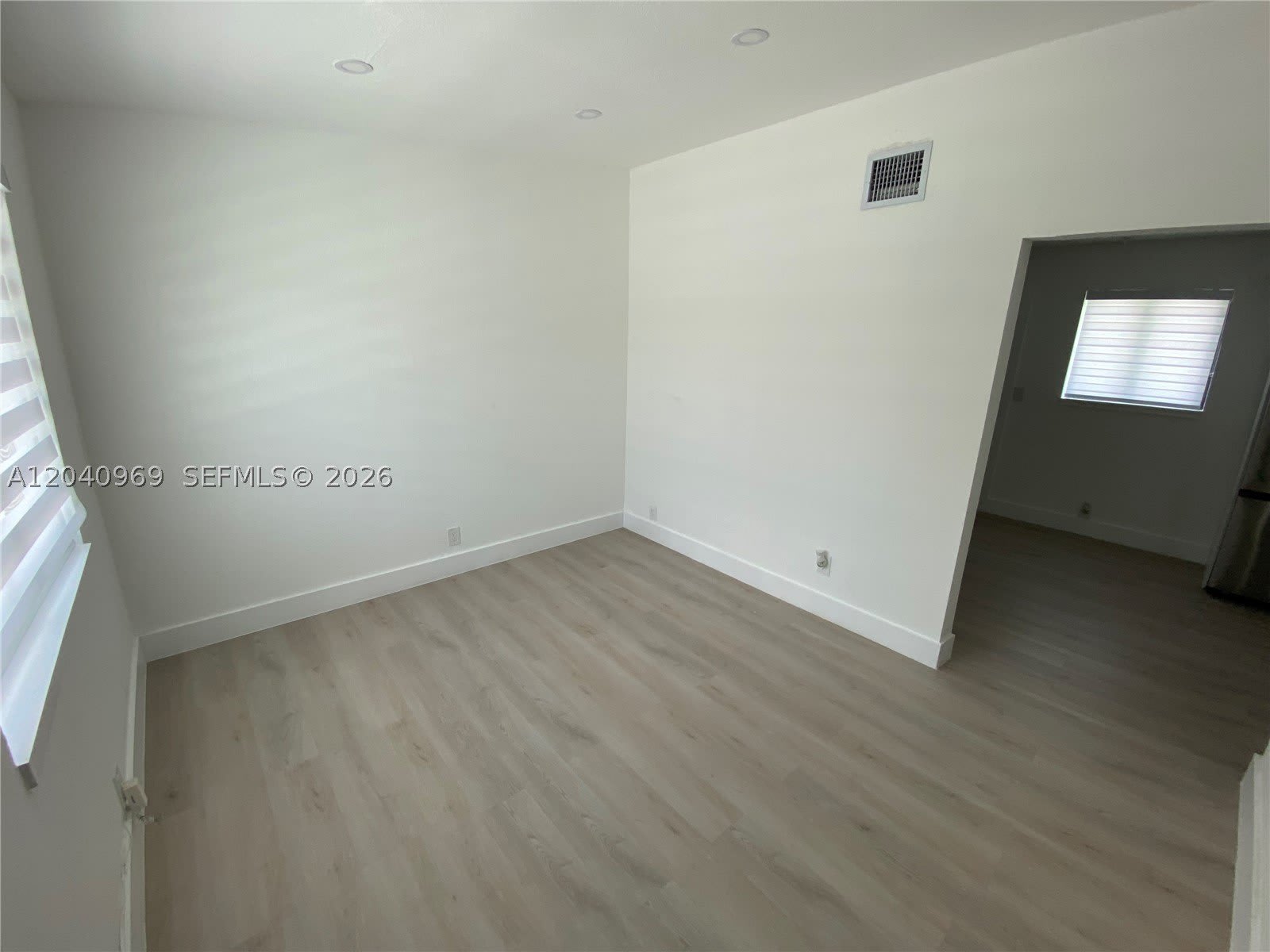 1170 NW 25th St – photo 5