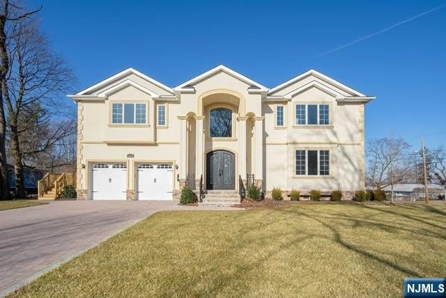 223 Hillcrest Drive – photo 2