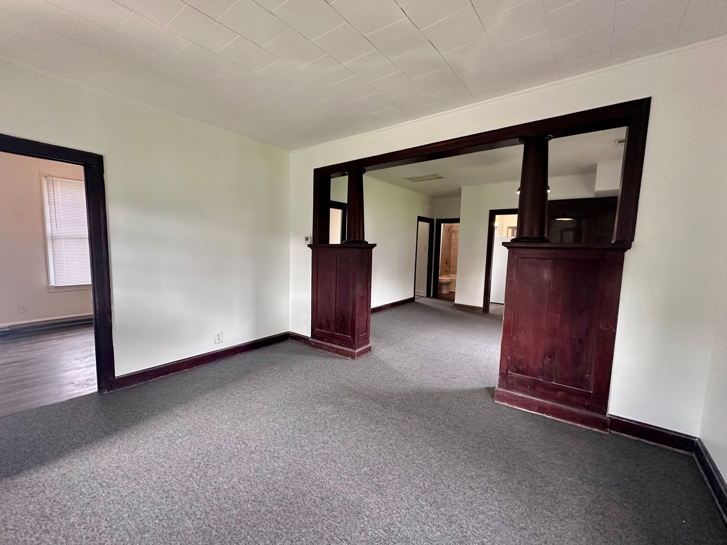 Updated 4 Bed House With Fenced Yard In Efland – photo 4
