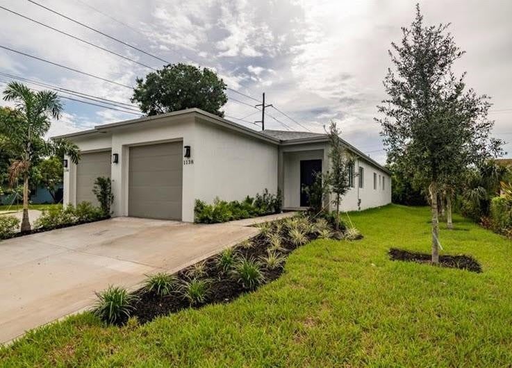 1138 NW 1st Avenue – photo 1