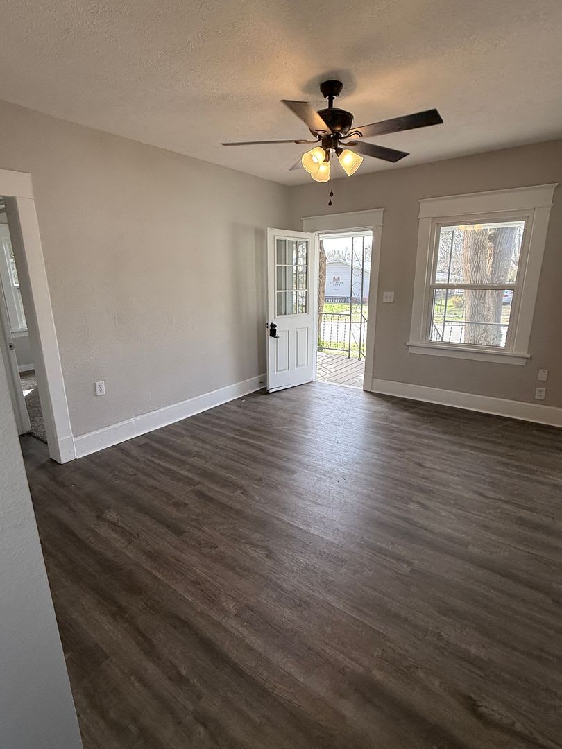 2 bedroom/1 bathroom – photo 3