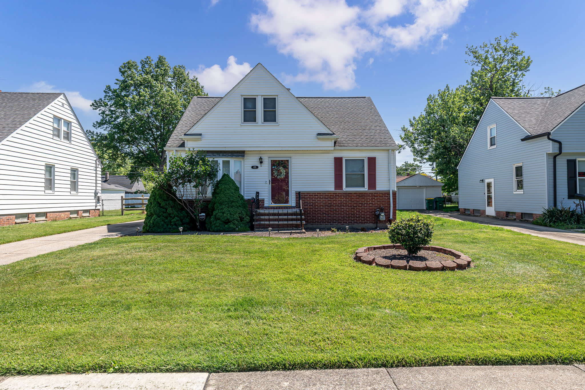 679 Dickerson Rd – photo 1