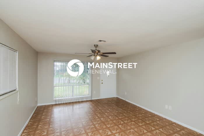 794 Bianca Drive Northeast – photo 4