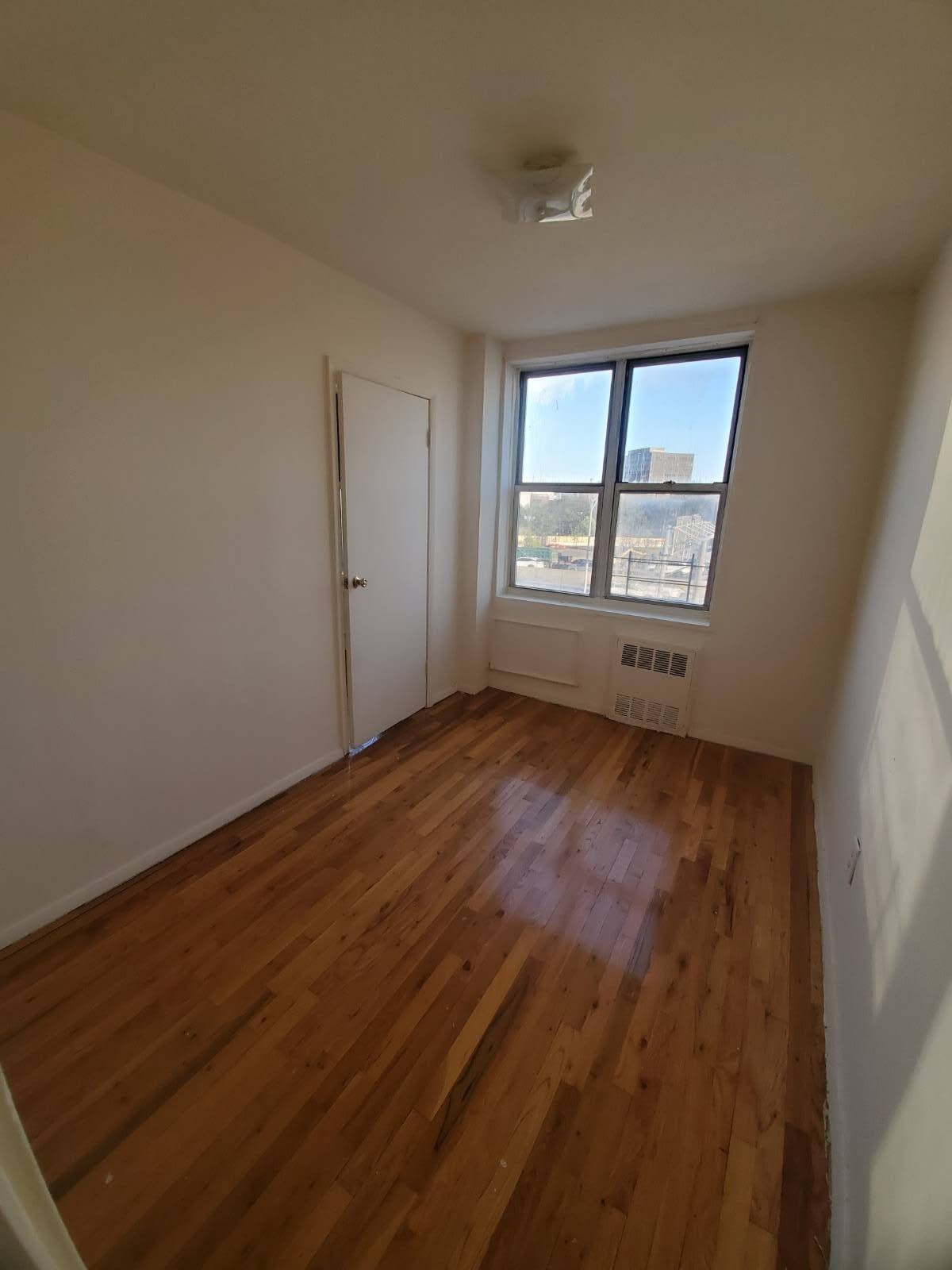 94-11 60th Avenue – photo 4