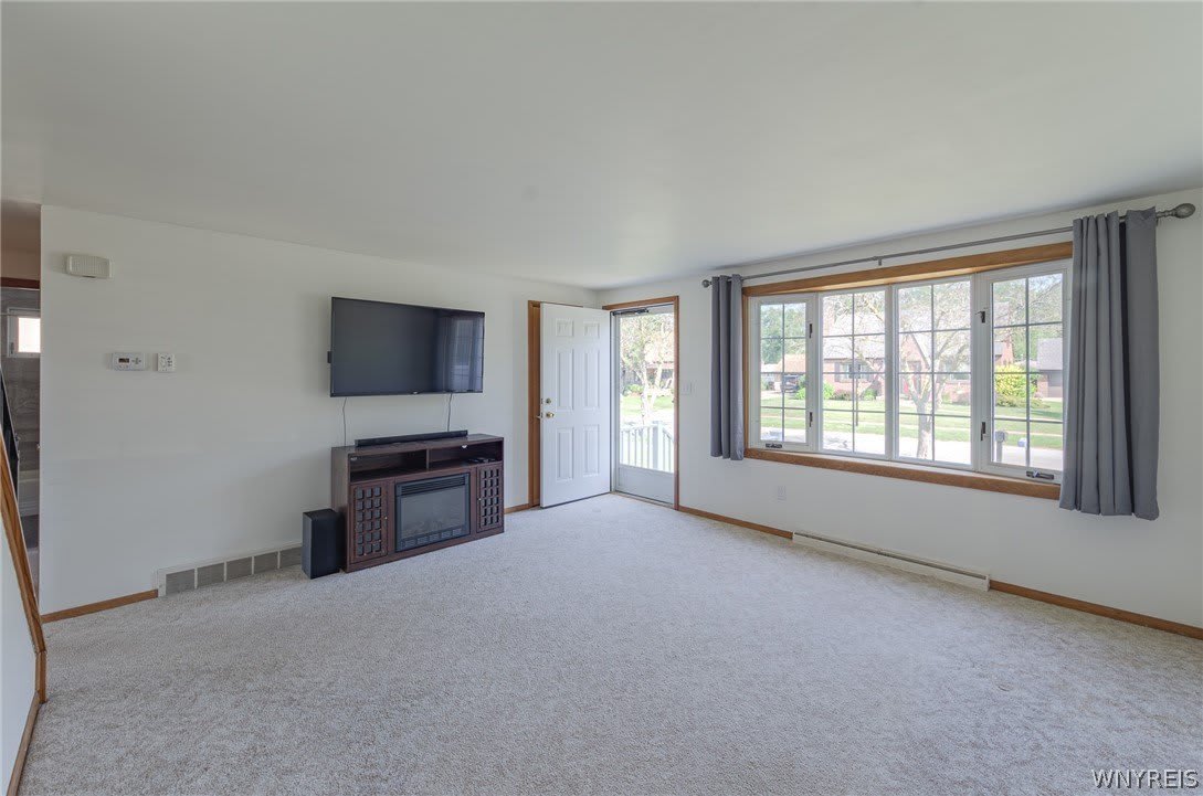 279 Irvington Drive – photo 3