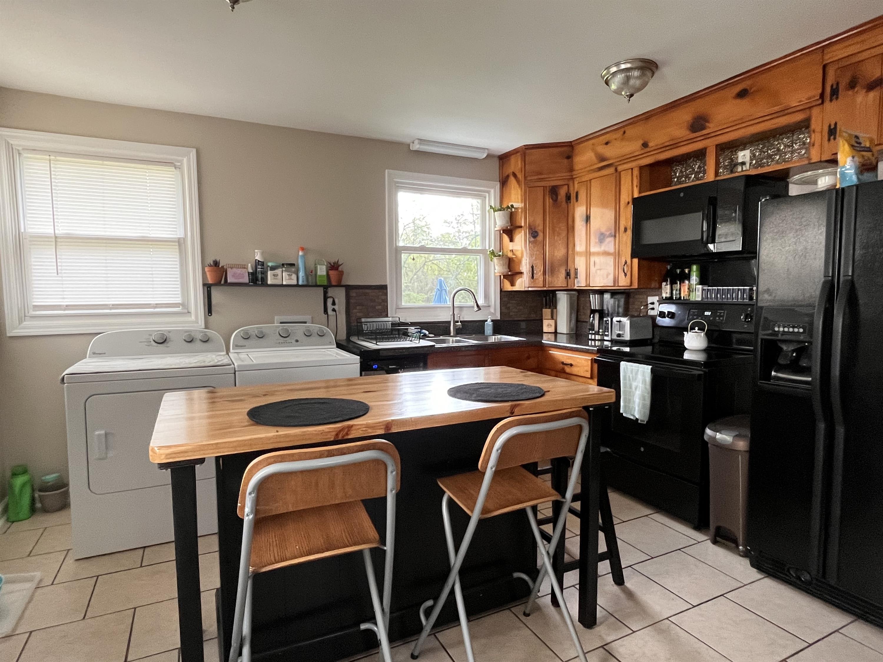 890 W 19th Ave – photo 3