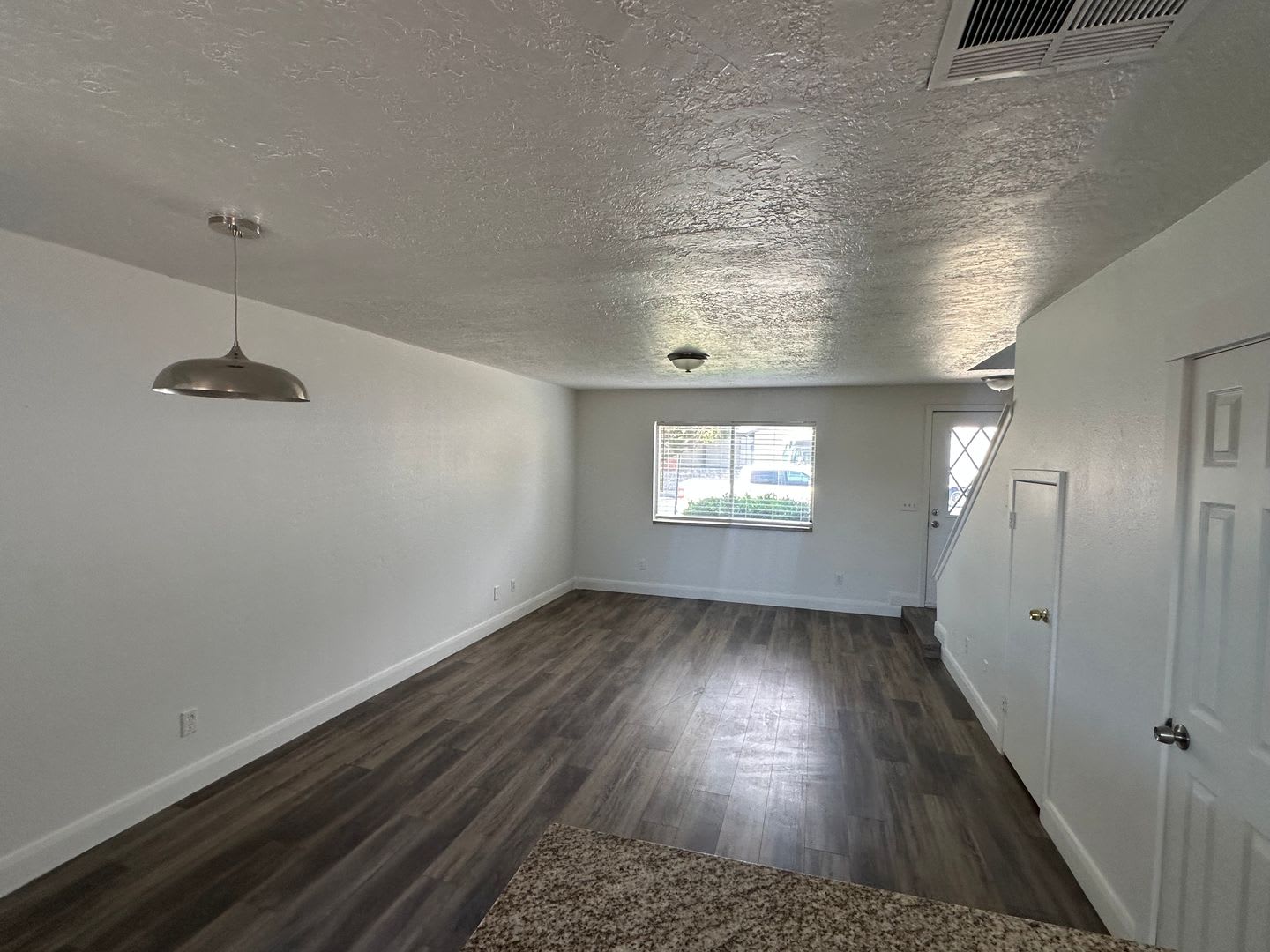 Apartment In Colorview – photo 2