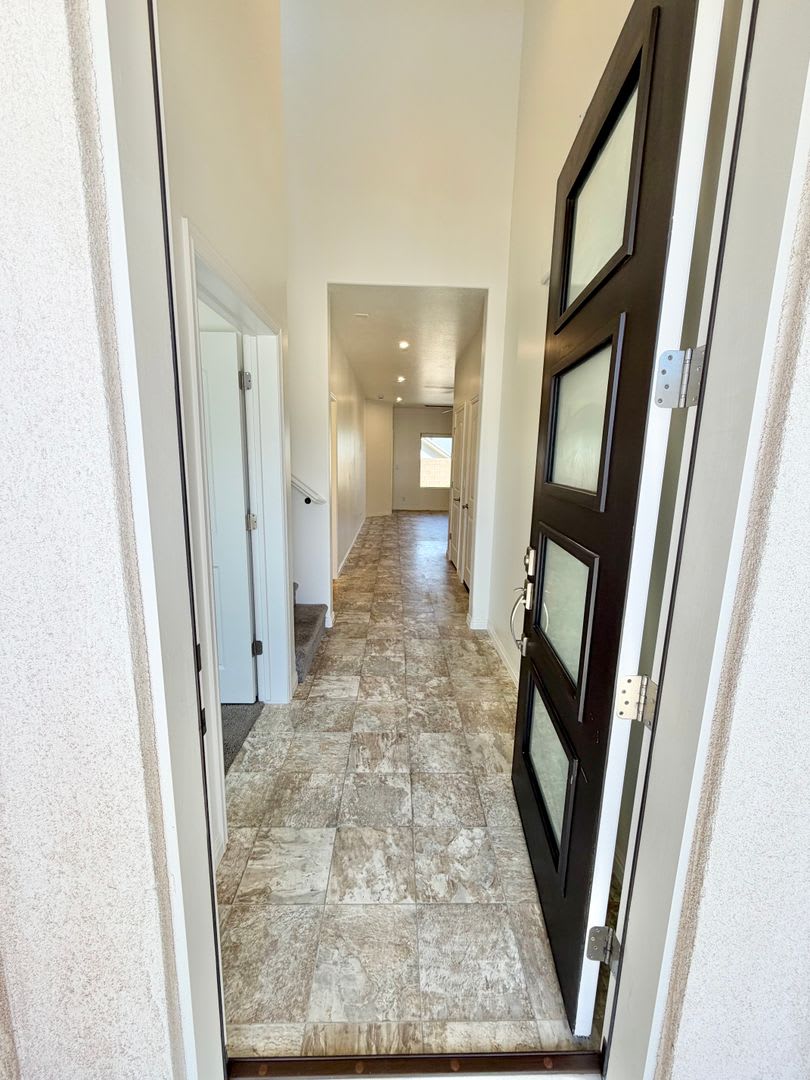 Beautiful home in Washington! Pet Friendly!! – photo 3
