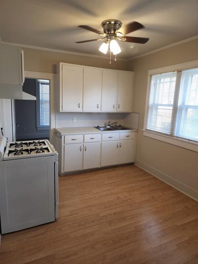 203 South Cravens Street – photo 4