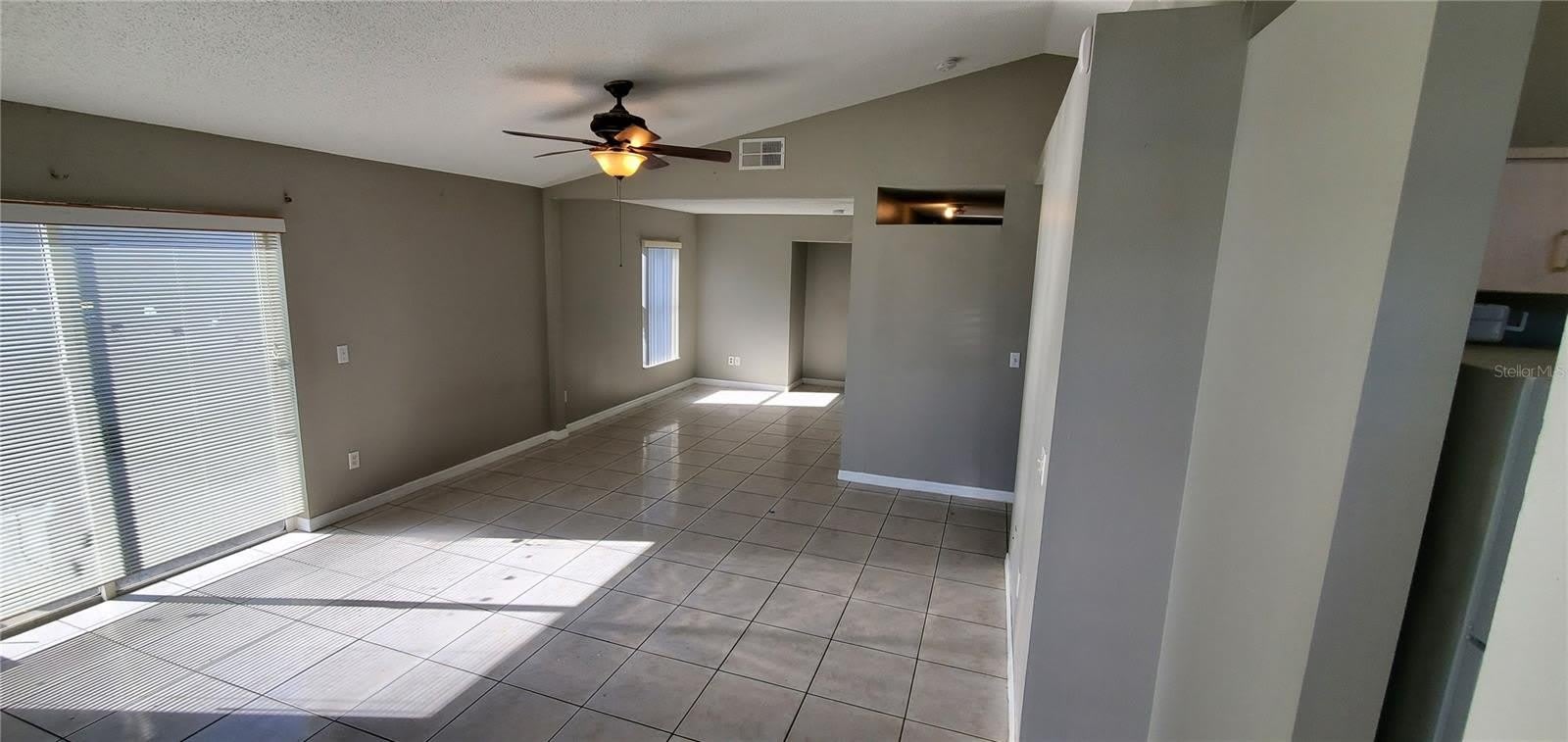 2370 HARBOR TOWN Drive – photo 2