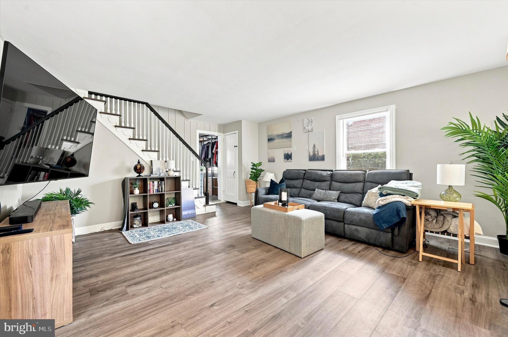 219 CROSSHILL Road – photo 5