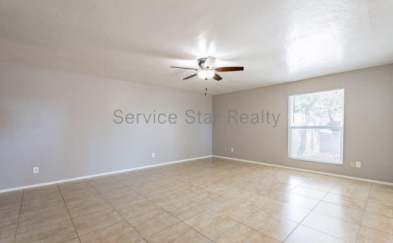15411 N 2nd Pl – photo 3