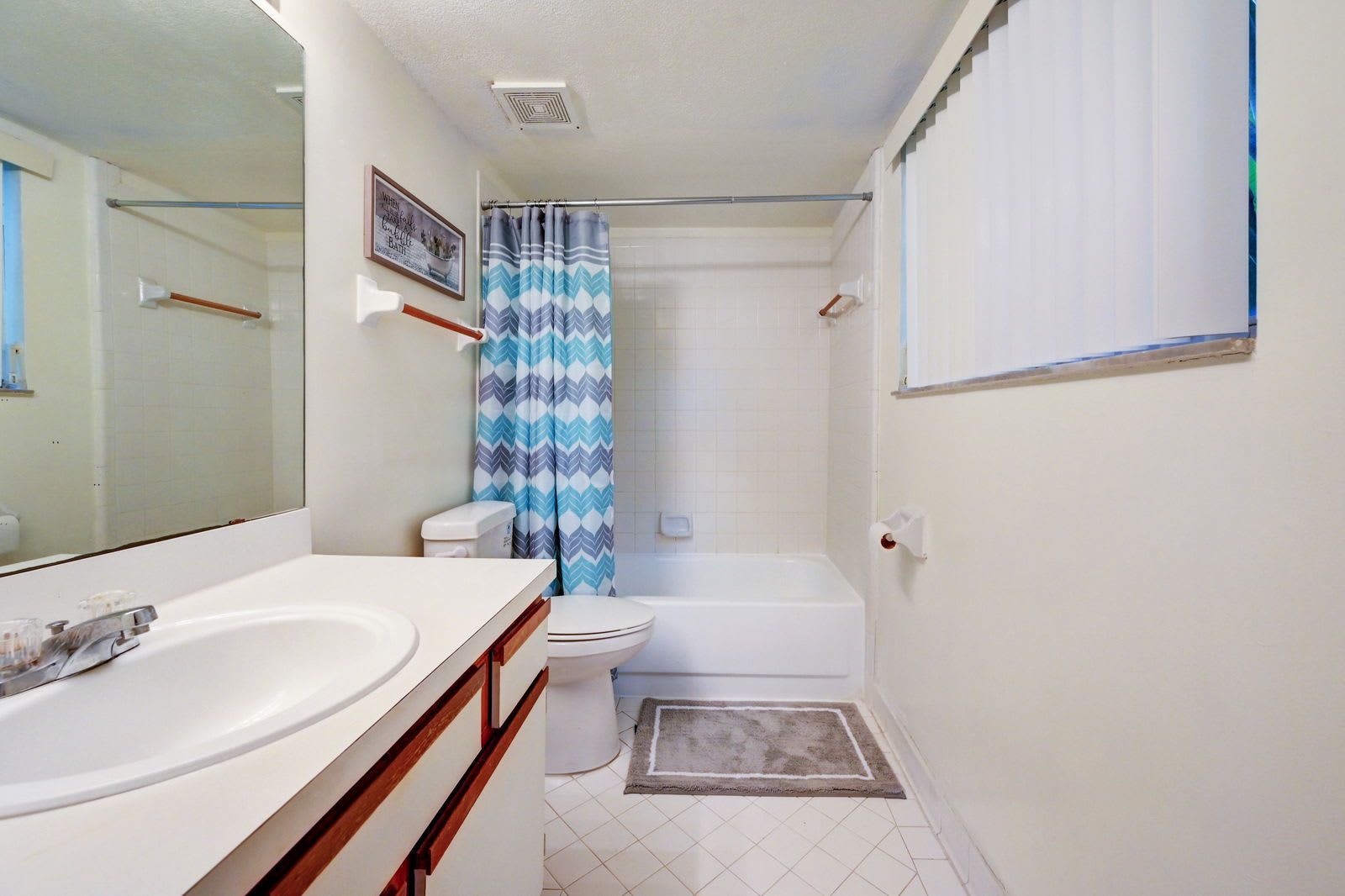 3453 Northwest 44th Street – photo 5
