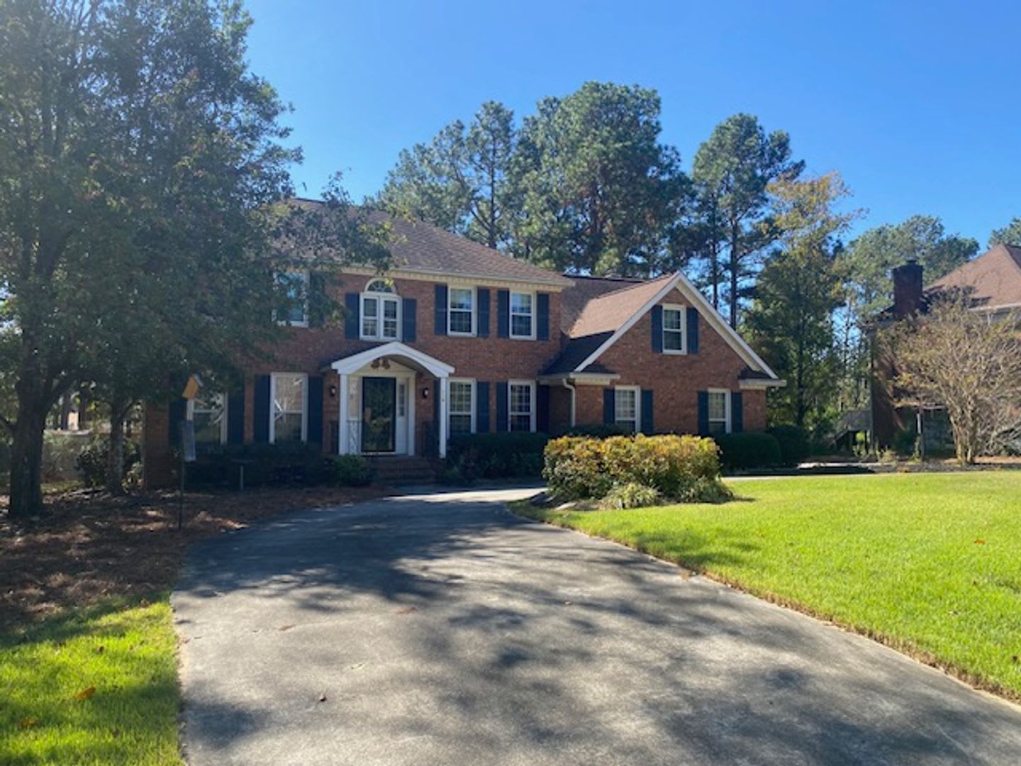 Gorgeous 5 Bedroom 3 Bathroom Brick Home in Woodside Plantation! – photo 2