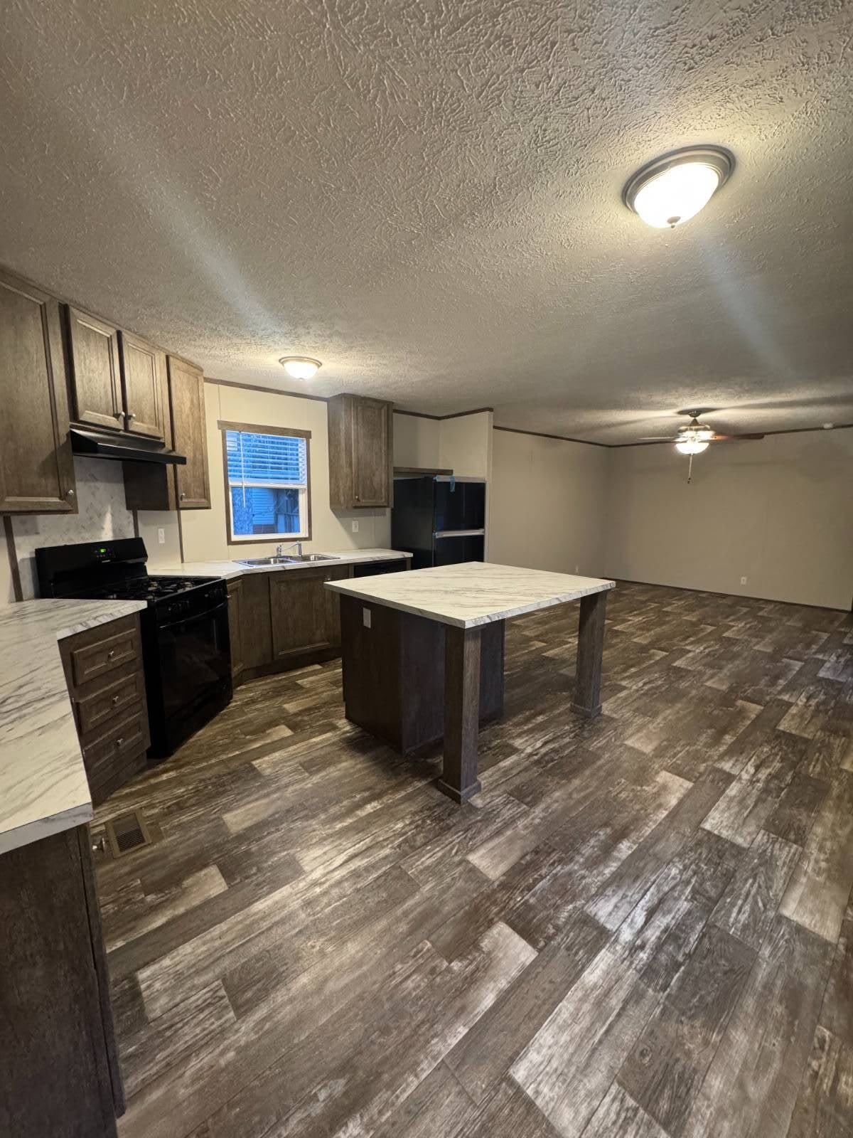 289 Bristol Drive – photo 3