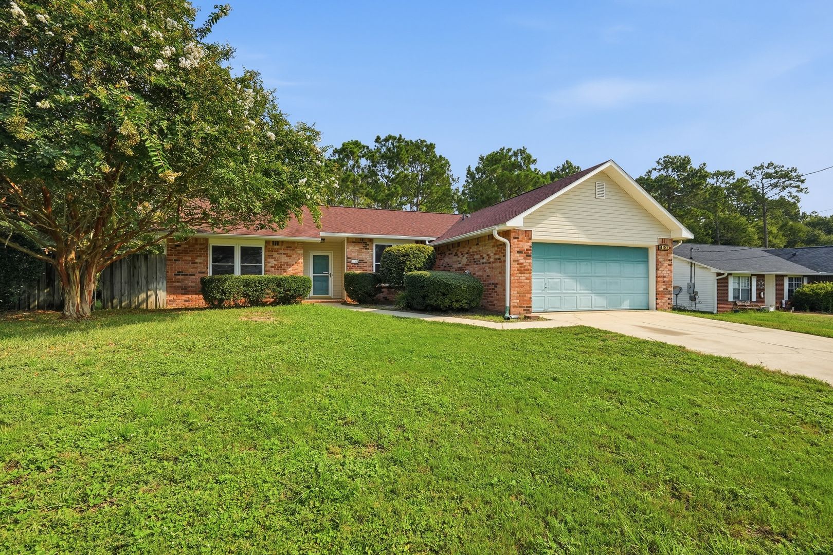Your Own Backyard Oasis – 3 Bedroom Pool Home in South Crestview! – photo 4