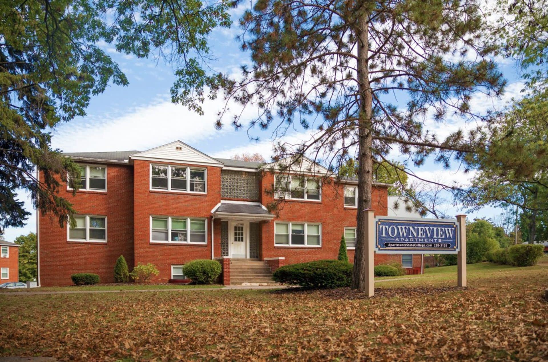 Towneview Apartments – photo 1