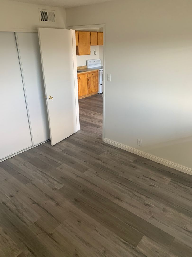 1 Bedroom 1 Bath In Central Las Vegas – photo 3