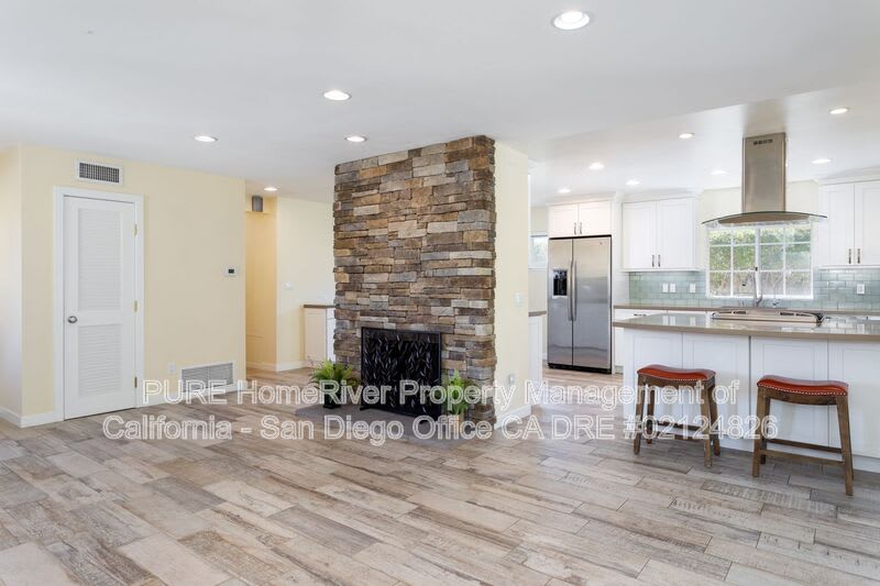 3426 Stadium Place – photo 4