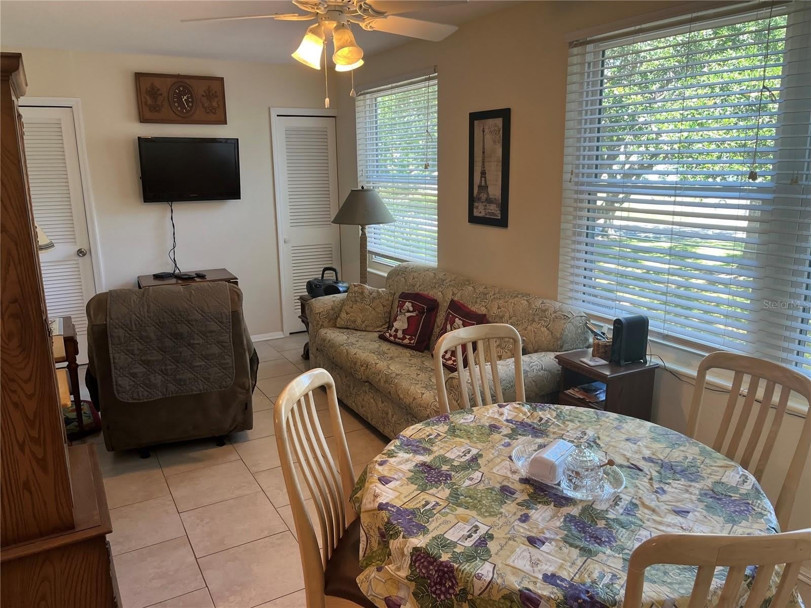 2071 AUSTRALIA Way W – photo 5