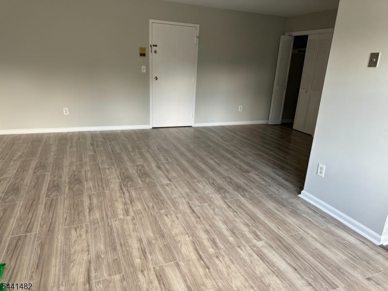 37 E Main St – photo 4
