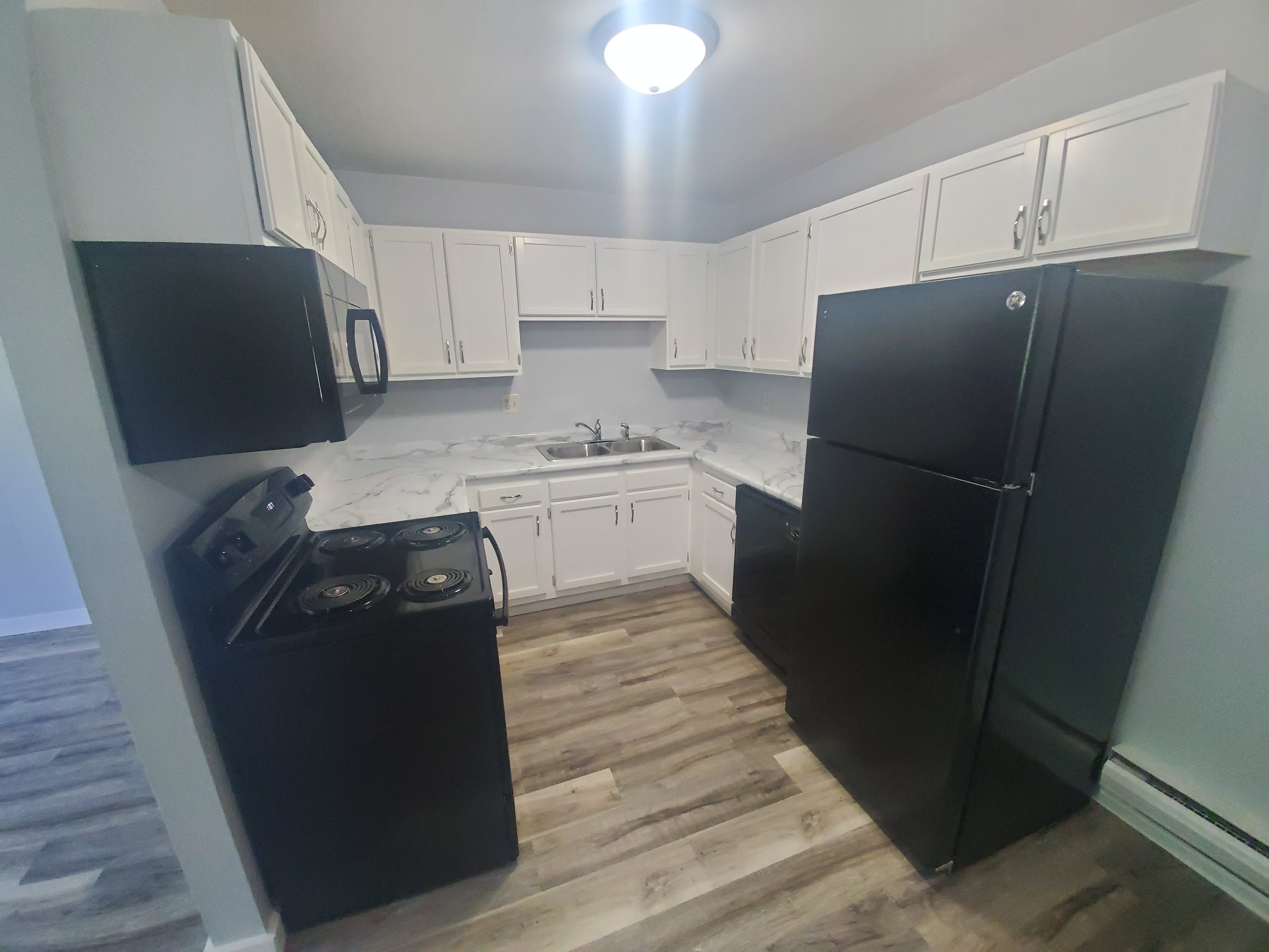 1734 La Cres St – photo 3