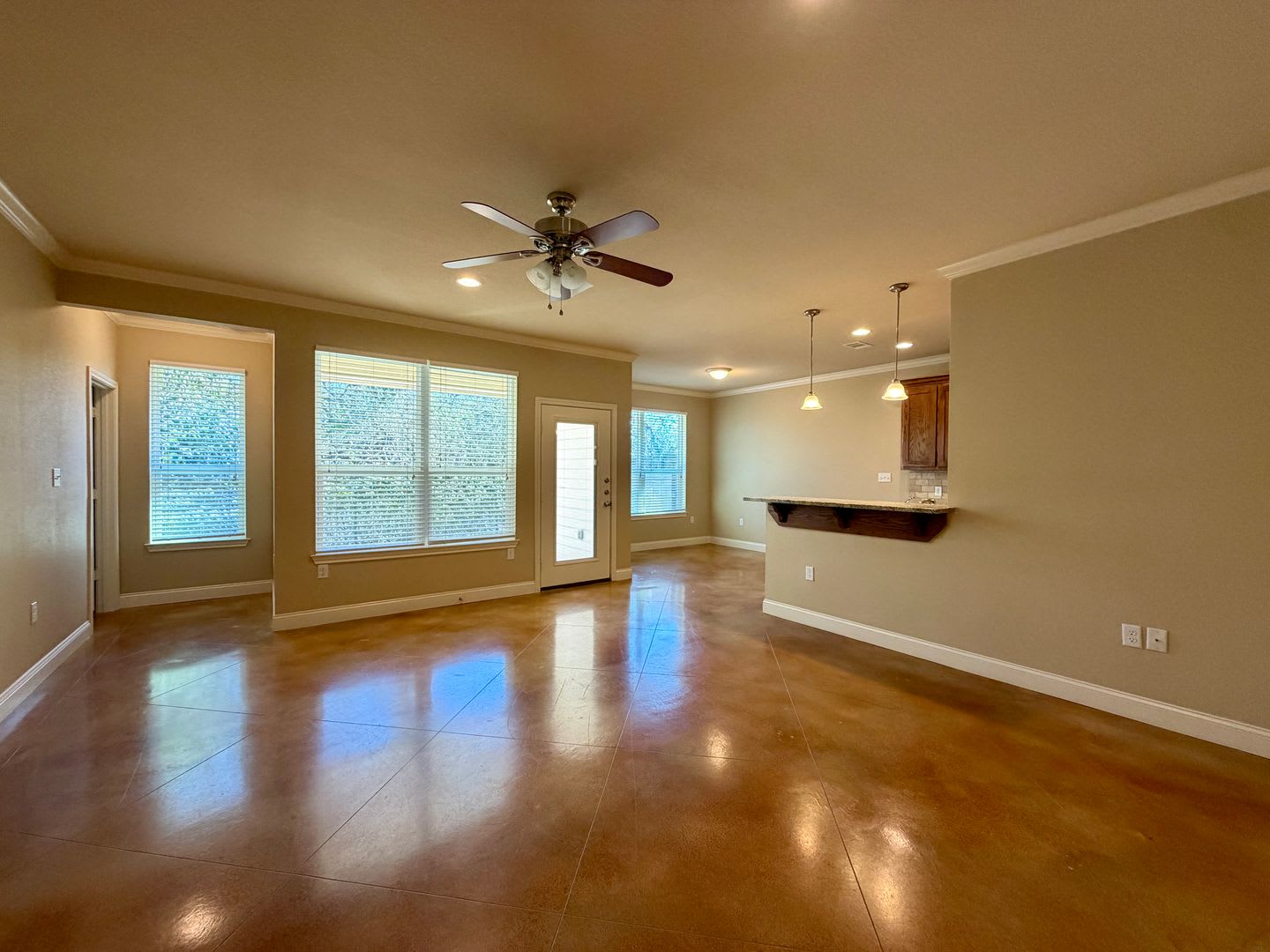 Savannah Court Luxury Townhomes – photo 2