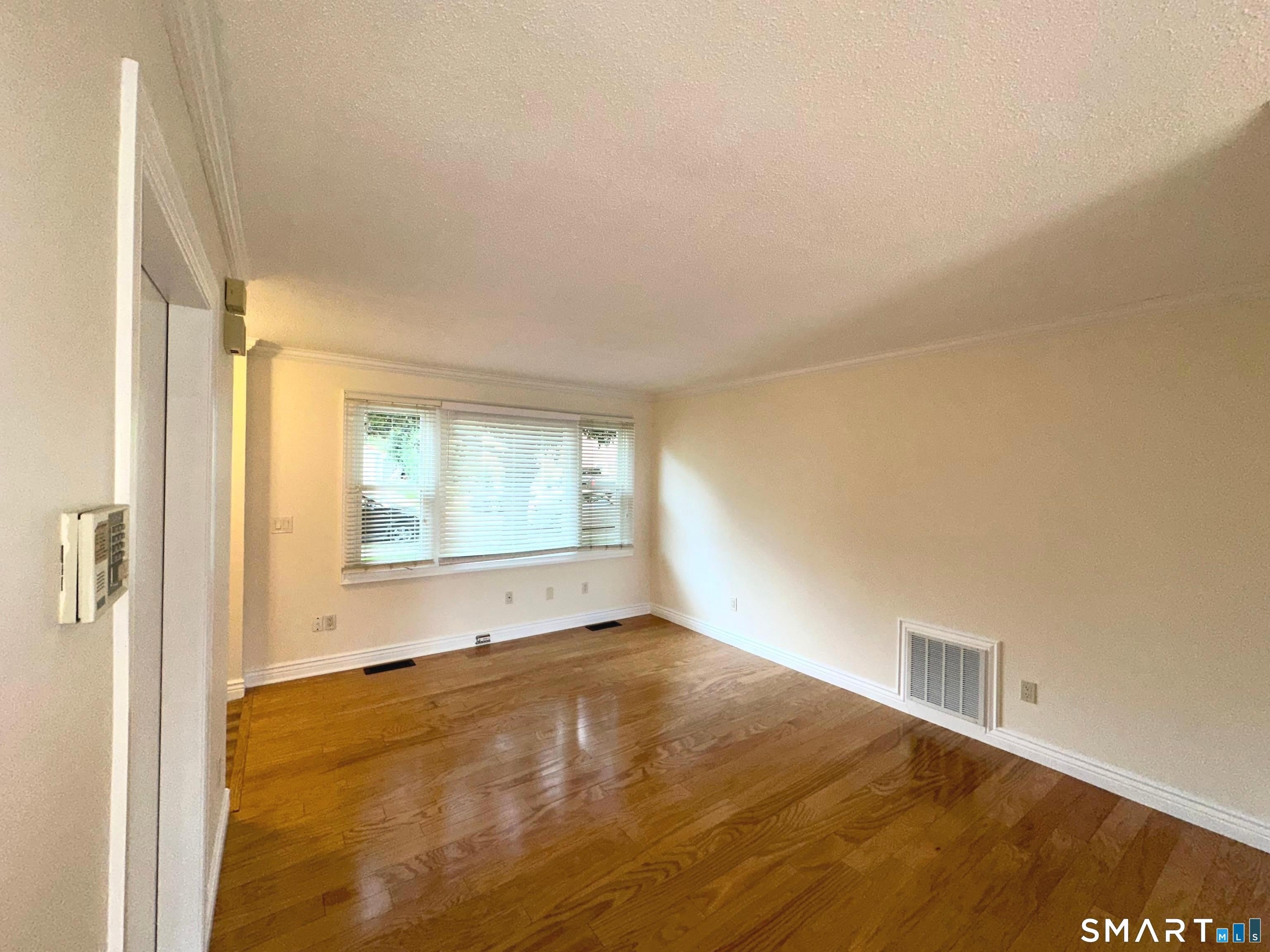 799 Garfield Avenue – photo 3
