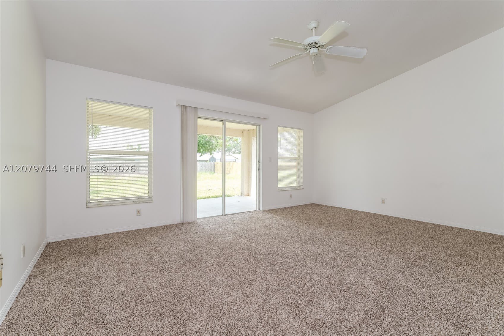 2831 Hutchings Ave – photo 2