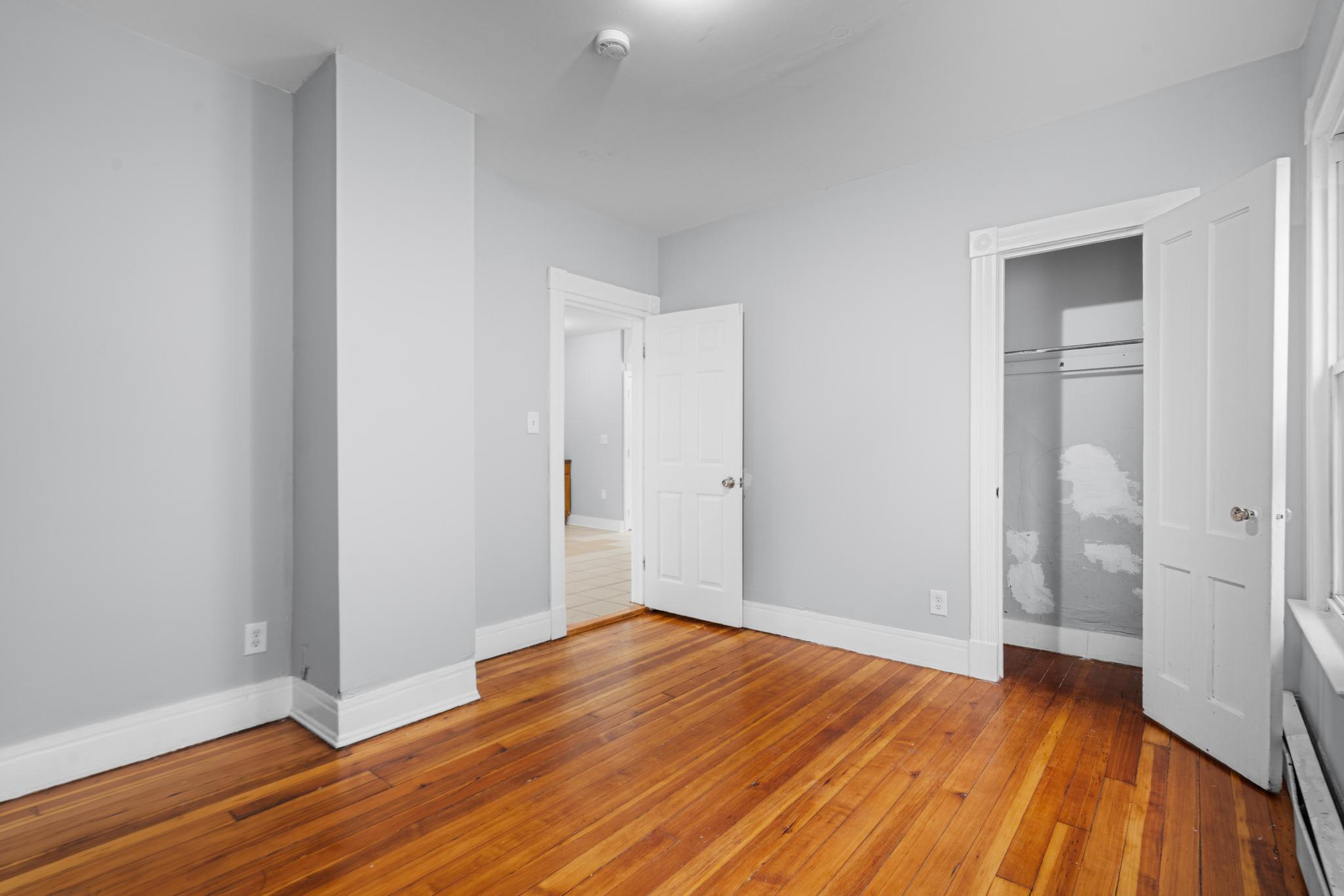 354 Poplar Street, Unit 2 – photo 5