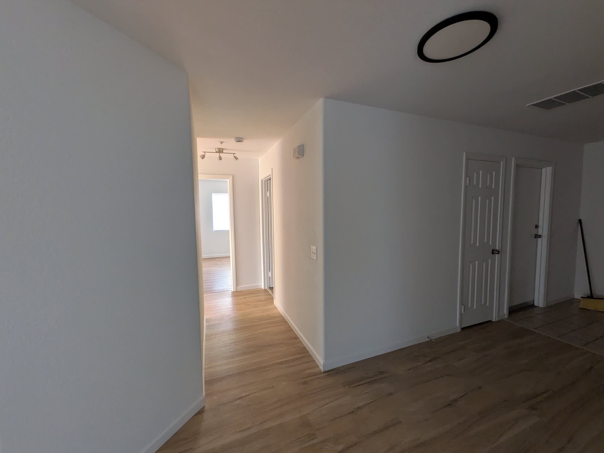 583 Hildale Cir – photo 3