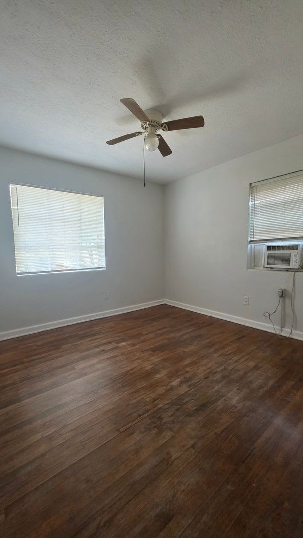 903 A 7Th Avenue – photo 4