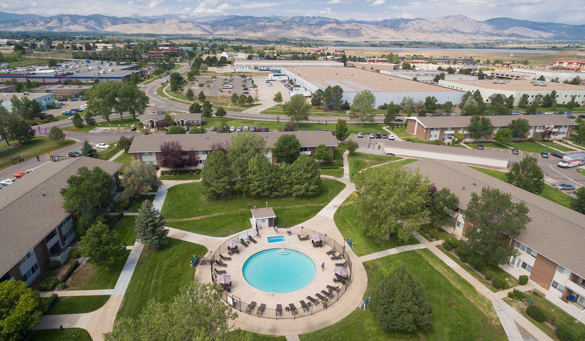 Meadow Creek Apartments – photo 1