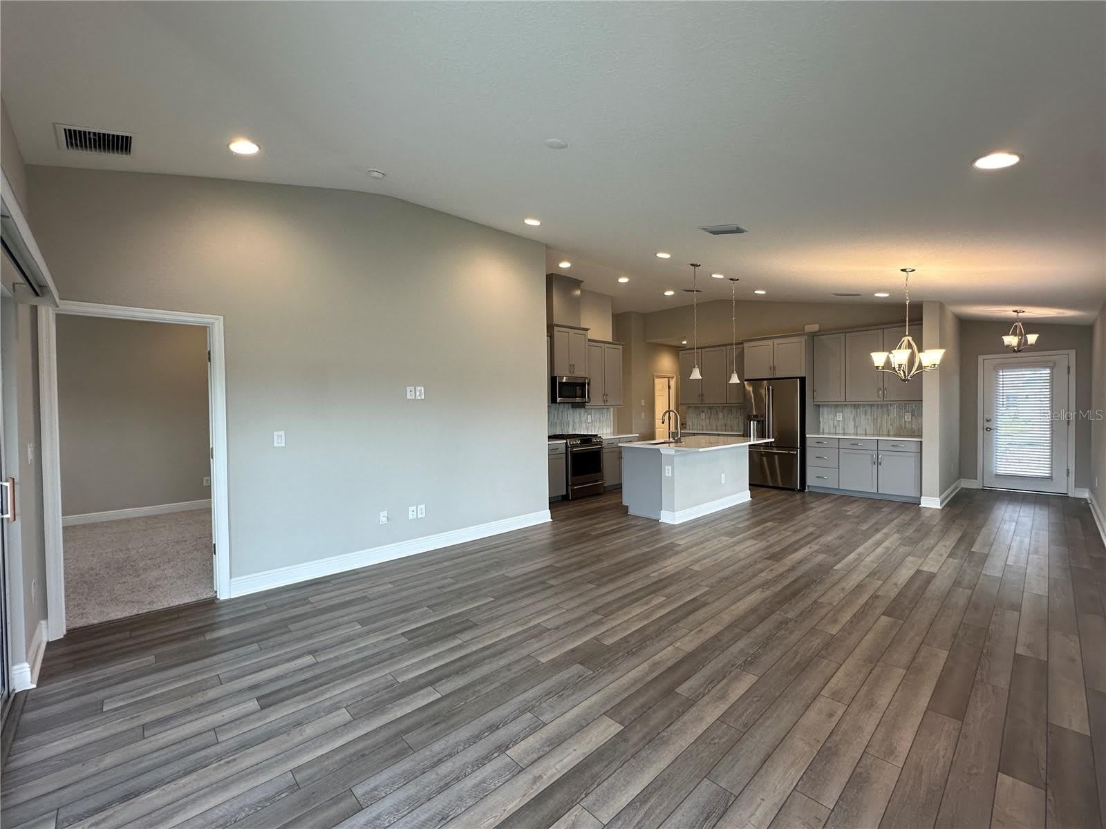 12533 OAK HILL Way – photo 3