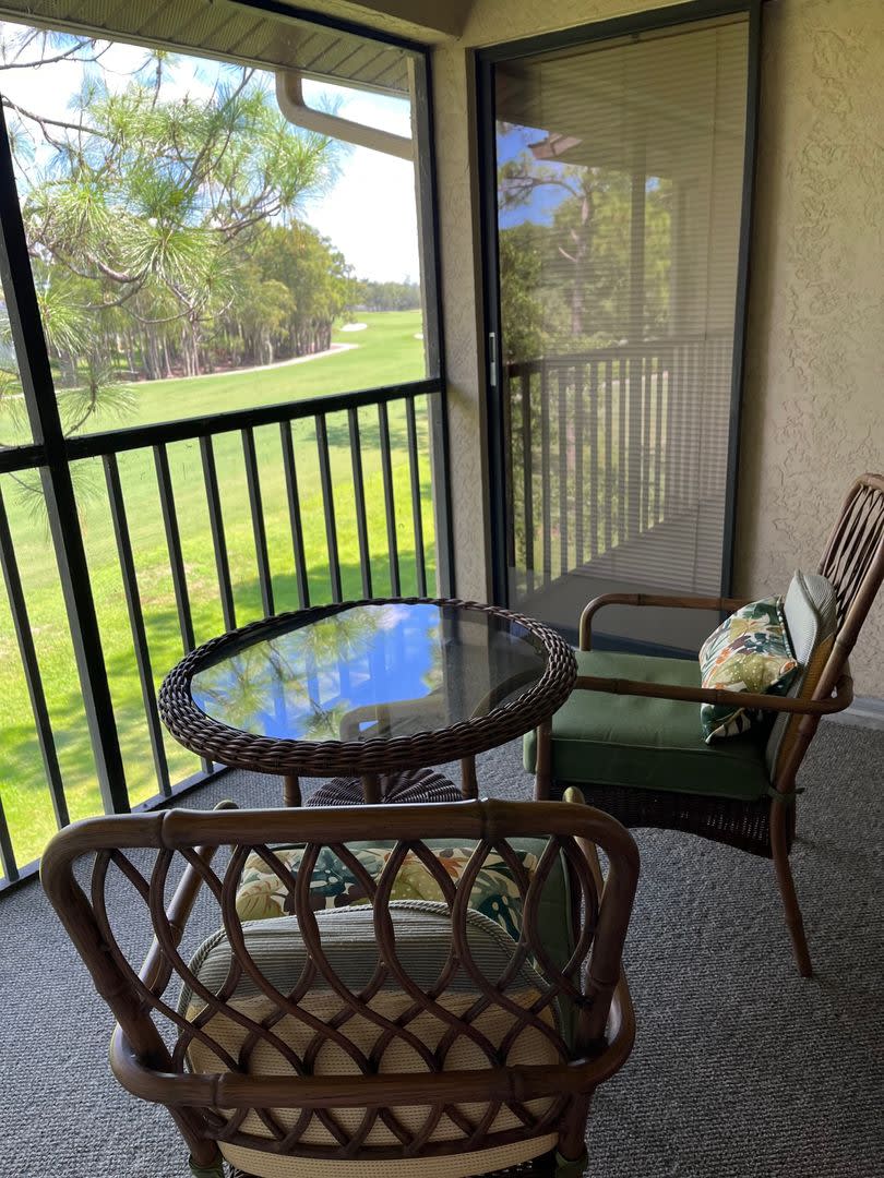 ** 2/2 CHARMING CONDO IN COUNTRYSIDE GOLF & COUNTRY CLUB ** READY FOR SEASON ** – photo 1