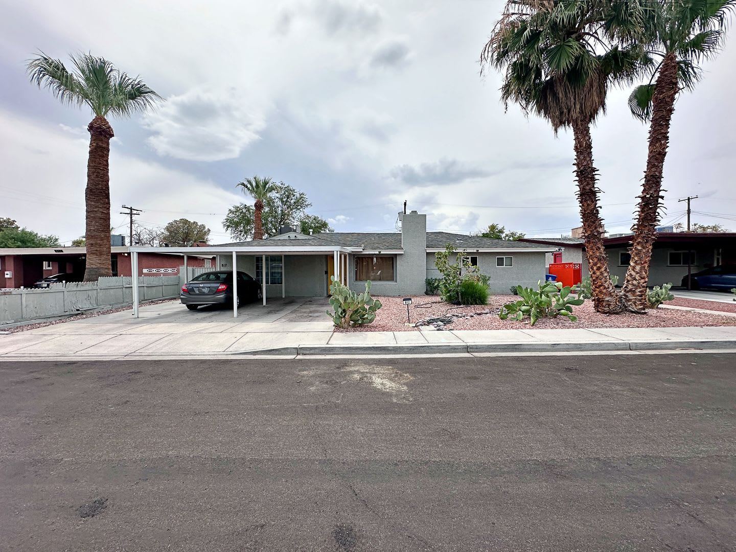 Remodeled 3-Bedroom Home Near Downtown—Covered Parking, Landscaping & Pest Control Included – photo 1