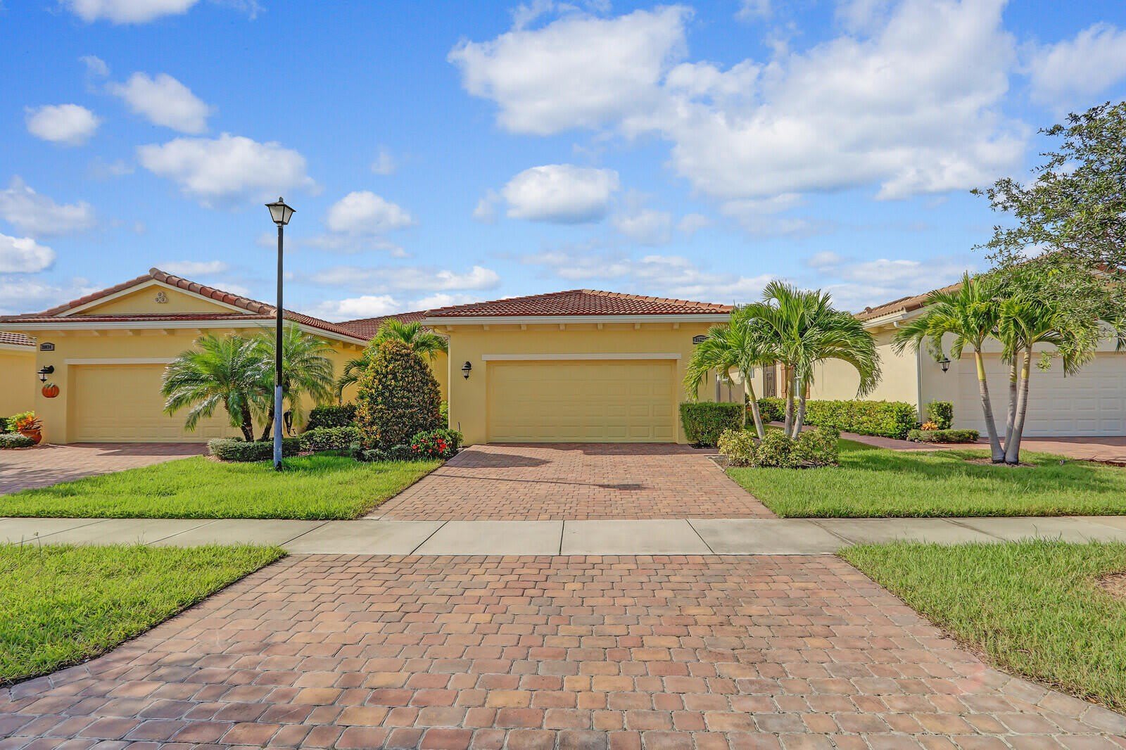 21026 SW Modena Way – photo 1