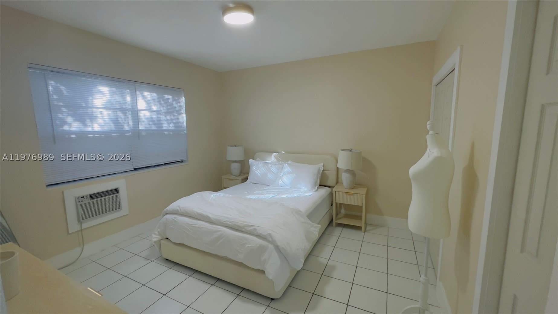 807 86th St – photo 3