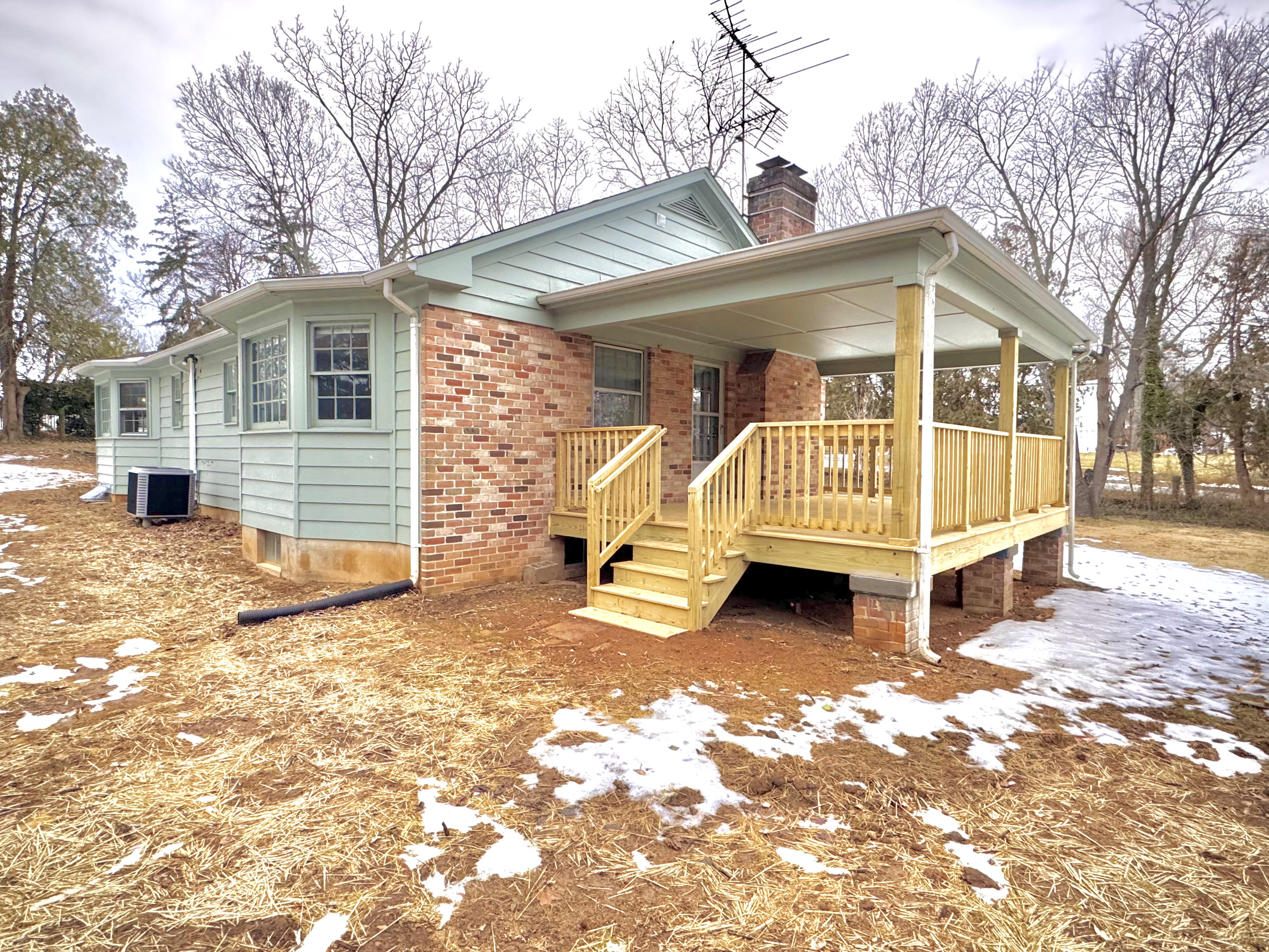 216 South Buckmarsh Street – photo 3