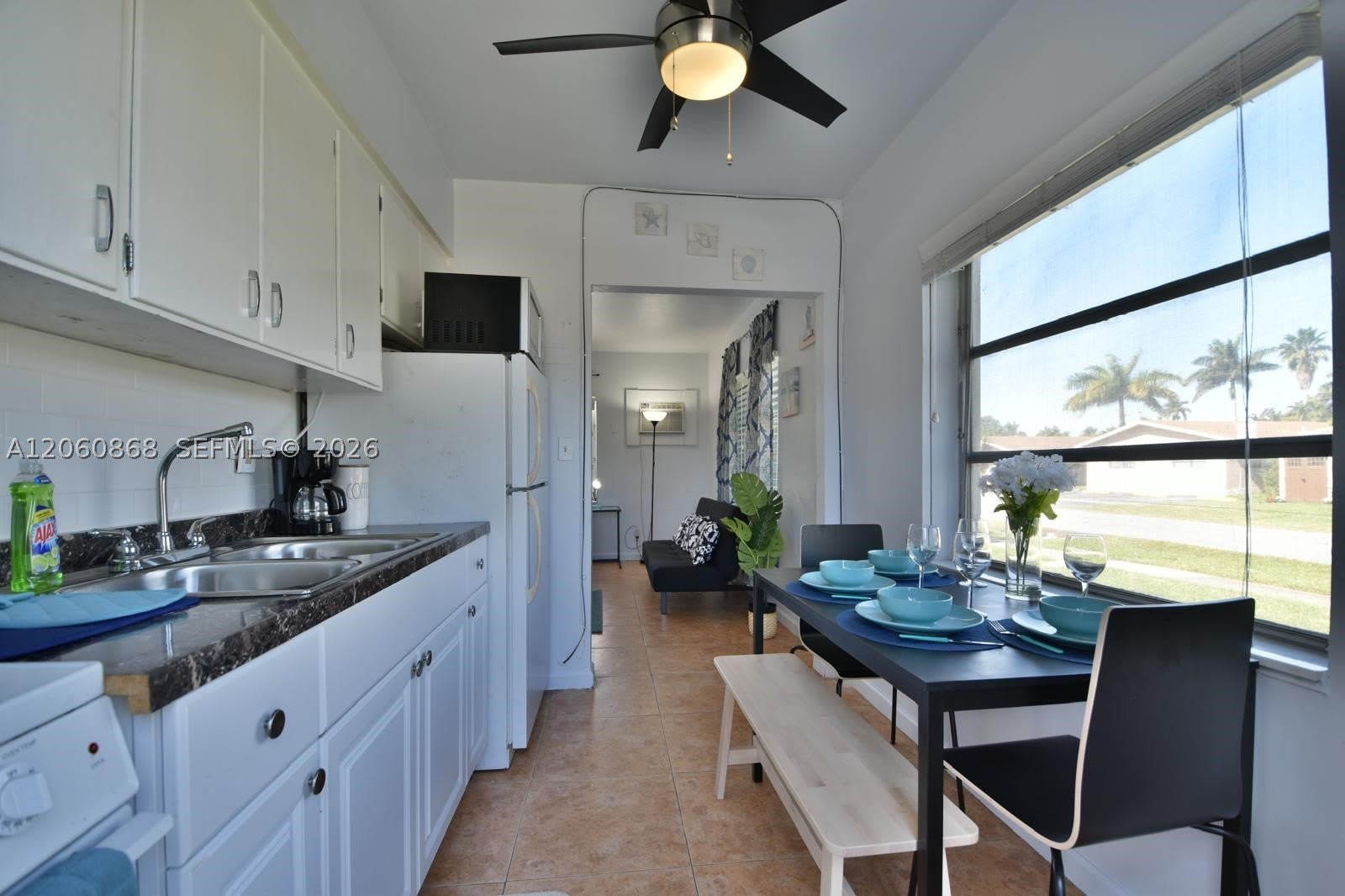250 SE Park St – photo 3